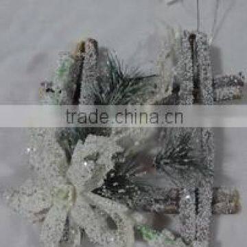 19*19cm wooden ornament with decoration