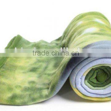 100% polyester picnic fleece blanket