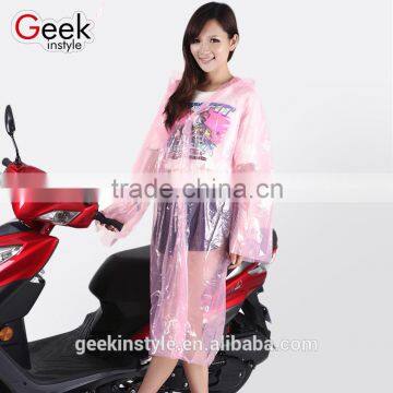 Cheap PE Fashion Female Raincoat Disposable Transparent Fabric Long Korean Raincoat Conjointed Raincoat