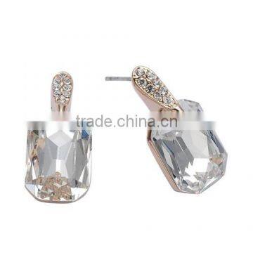P9764 beautiful princess-cut CZ stone platinum cubic stud earring