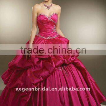 Top beautiful sweetheart neckline taffeta ball gown quinceanera dress with pleated bodice and pick- up skirt XZ-pd1262