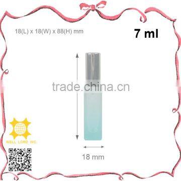 Grass Green 10ml Frosted Glass With Fancy Golden Cap Perfume Pump Spray photo-3