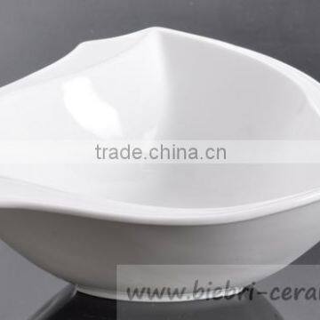 Plain White Color Triangle Pasta Cereal Serving Porcelain Bowls For Hotel And Restaurant