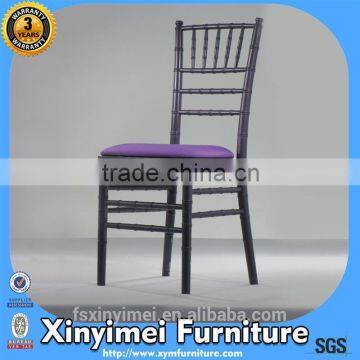 fashionable stackable white chiavari chairs