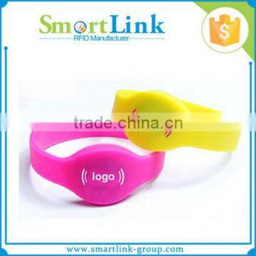 Smart ID Wristband Bracelet with RFID Chip, OEM/ODM