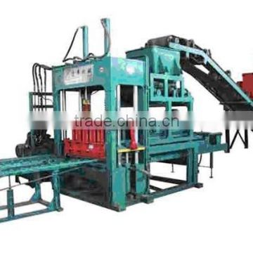 Semi-automatic hollow block making machine