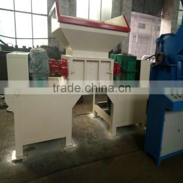 DeRui Energy Saving Woven Bag Shredder Machine Widely Used For Plastic Bag, Wood Box, Metal Drum, Waste Rubber