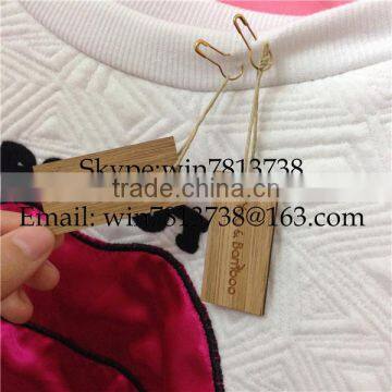 Natural Bamboo Garment Hand Tag For Clothing Engraved Wooden Hanger With Golden Pin High Quality Custom-Made Clothing Tag photo-3