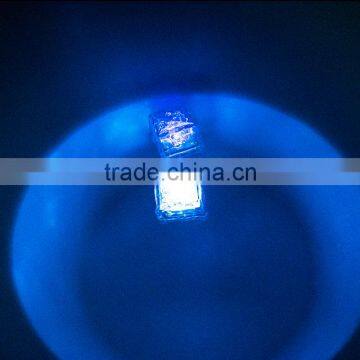 High quality ice cube custom plastic ice cube LED plastic ice cubes