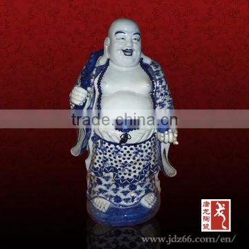 Chinese fancy ceramic sculpture for gift