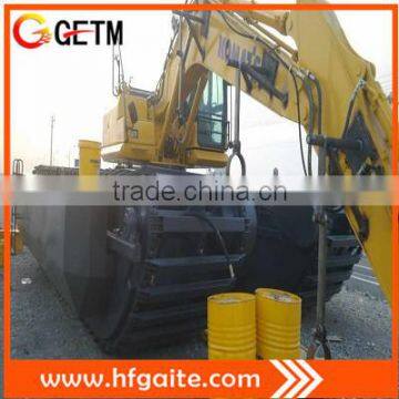 Amphibious equipment floaing excavator