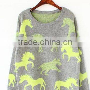 The pony pattern sets loose joker long-sleeved round collar knitting sweater