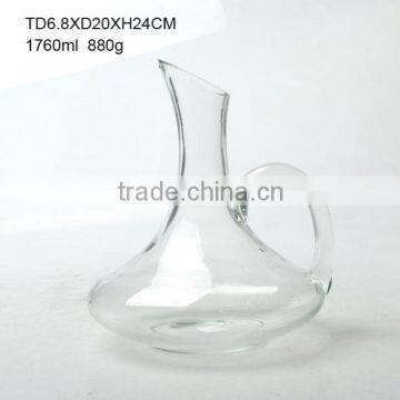 cheap handmade classical style red wine decanter with handle