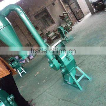 Ensilage hammer mill