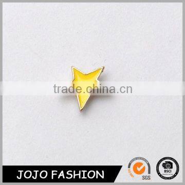 Custom delicate precious star pin badge metal brooch