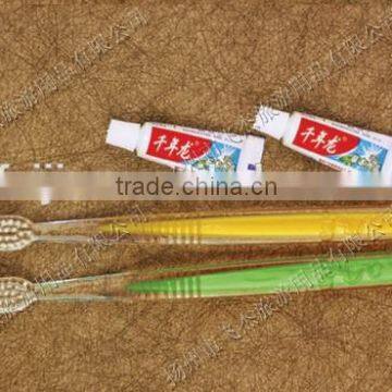 Cheap Plastic Hotel Toothbrush With 3g or 6g Toothpaste