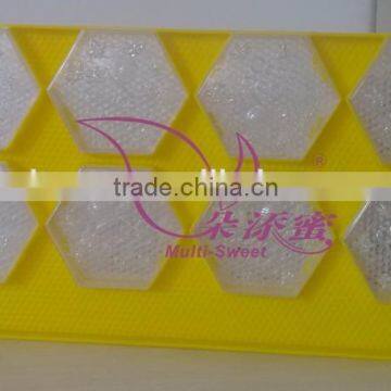 hexagon shaped comb honey cassettes in the frame plastic honey storage box for comb honey