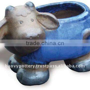 Vietnam clay animal planter