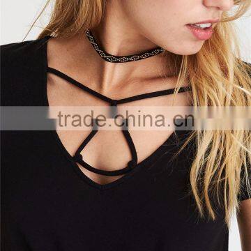 MGOO OEM Service Sexy Triangle Deep Neck Crop Top Women Classic Fit 95% Cotton 5% Spandex Tank Top photo-2