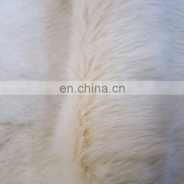 White rectangular rabbit fur plate with cheap price