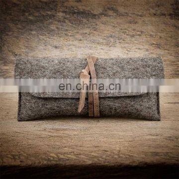 Red Color Glasses Display Bag Sunglasses Storage Organizer Felt Eyewear Pouch photo-4