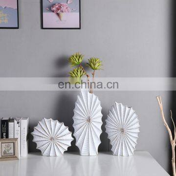 Nordic fancy goods gift matte white antique home decor flower vase resin for hotel wedding