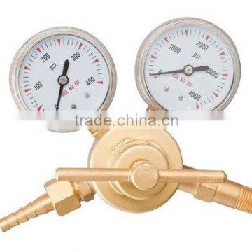 OXYGEN PRESSURE REGULATOR