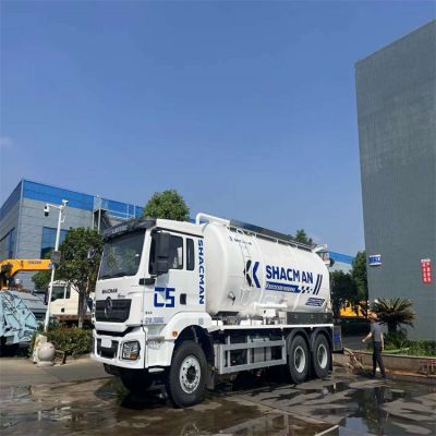 Shaanxi Automobile's export suction vehicle rear double axle 20 square cleaning suction vehicle overseas version high-end sewage treatment vehicle