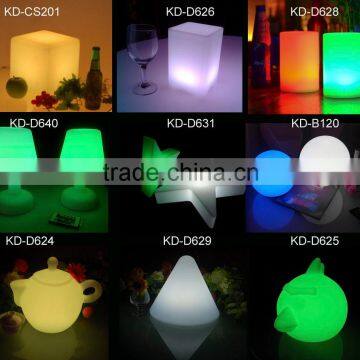 Rechargeable Illuminated Hotel Club Plastic LED Lighted Bar Counter photo-3