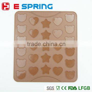 Non-Stick Bakeware Sheet Different Shaped Heat Resistant Silicone Baking Mat