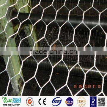 green pvc/iron twisted hexagonal mesh