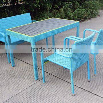 Loveseat With Aluminum Feet Coffee Table And Chair Set photo-2