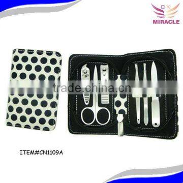 Black and white spot deisgne patterns special manicure set