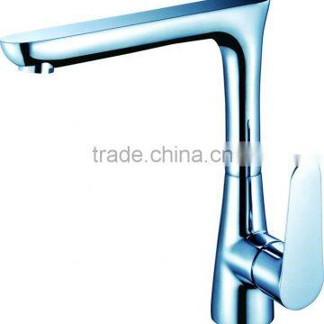 8106B High Quality Brass Sedal Ceramic Cartridge Chrome Plated Kitchen Sink Faucet