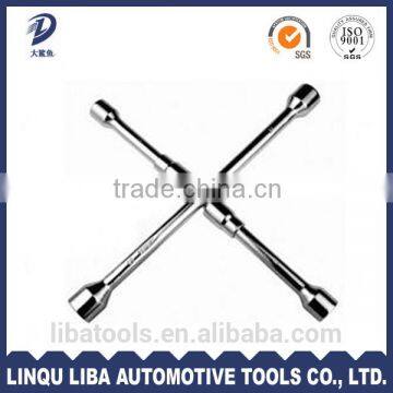 14" China Manufacturer Foldable Wheel Brace Wrench For Cars