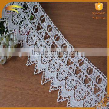 2016 New fashion factory wholesale white bulk decorative embroidered 100% cotton lace fabric for bed sheets MX073