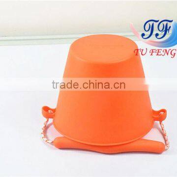 Easy clean food grade pack away hat led ice wine mop lighted halloween folding collapsible rubber silicone plastic bucket