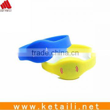 Led light silicone wristband watches with smiling face printed