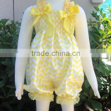 KP-ZZ014 Fancy baby girl yellow white chevron baby elastic bow romper 2015