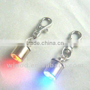 Hotsale aliexpress to Brass metal electronic keychain with led flashlight