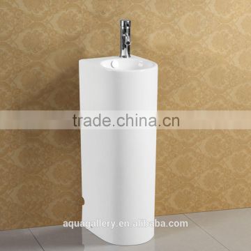 Free Standing Ceramic Hand Wash Basin