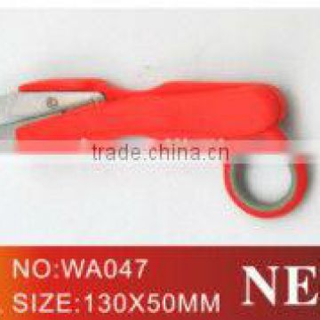 Plastic safe thread cutting scissors