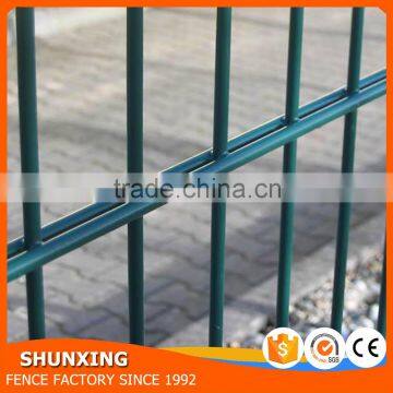 868 Double Wire Welded Fence photo-3