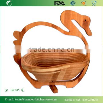 BK005/Chinese handicraft bamboo gift box for fruit swan shape bamboo gift box for fruit home decoration