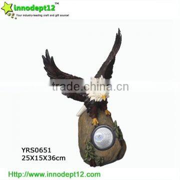 The resin eagle garden solar lighting ,decoration solar spotlight