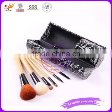 Branded Newest design of 6pcs gift cosmetic brush set in black cup cylinder