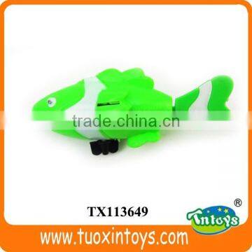 Wind up Plastic Realistic Jumping Frog Toy photo-3