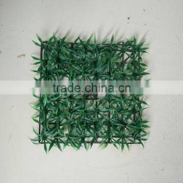Mini Artificial Grass Carpet for Indoor or Outdoor Decoration photo-6