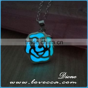 Summer Elegant Night light Glow In Dark luminous rose flower pendant necklace