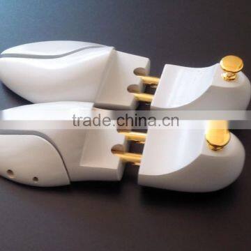 wooden shoe trees